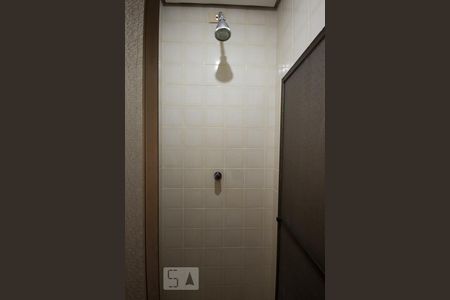 Apartamento à venda com 115m², 3 quartos e 2 vagasChuveiro