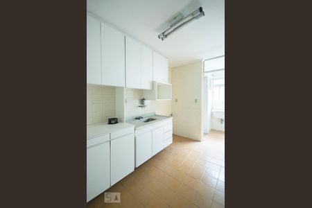 Apartamento à venda com 65m², 2 quartos e 1 vagaCozinha