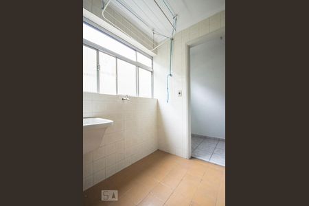 Apartamento à venda com 65m², 2 quartos e 1 vagaÁrea Serviço