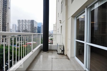 Apartamento para alugar com 78m², 1 quarto e 1 vagaVaranda