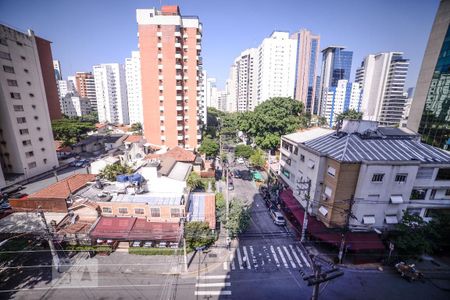 Apartamento para alugar com 39m², 1 quarto e 1 vagaVista