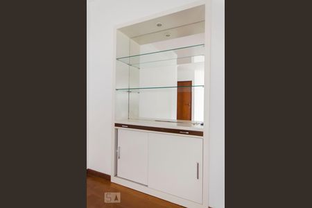Apartamento para alugar com 91m², 3 quartos e 2 vagasDetalhe da sala
