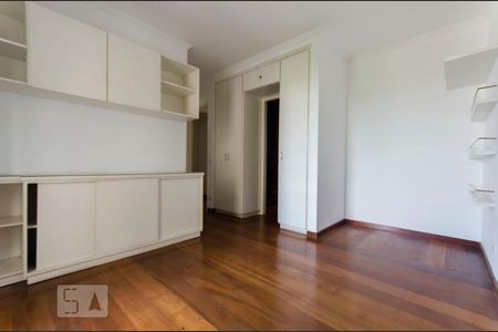 Suite de apartamento para alugar com 3 quartos, 91m² em Vila Madalena, São Paulo
