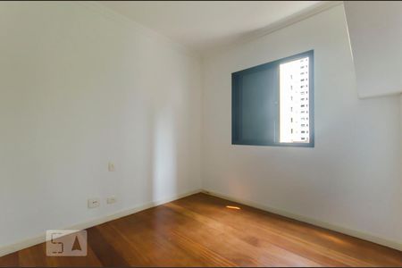 Quarto 01 de apartamento para alugar com 3 quartos, 91m² em Vila Madalena, São Paulo