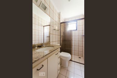 Banheiro de apartamento para alugar com 3 quartos, 91m² em Vila Madalena, São Paulo