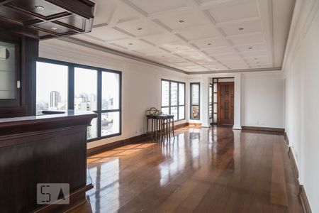 Apartamento à venda com 250m², 3 quartos e 3 vagas Apartamento à venda com 250m², 3 quartos e 3 vagasSala