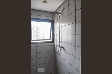 Apartamento à venda com 250m², 3 quartos e 3 vagas Apartamento à venda com 250m², 3 quartos e 3 vagasBanheiro da Suite 2