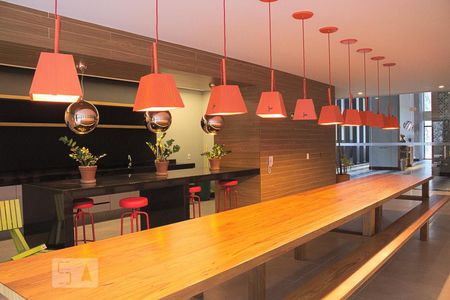Apartamento para alugar com 50m², 1 quarto e 1 vagaSalão festa