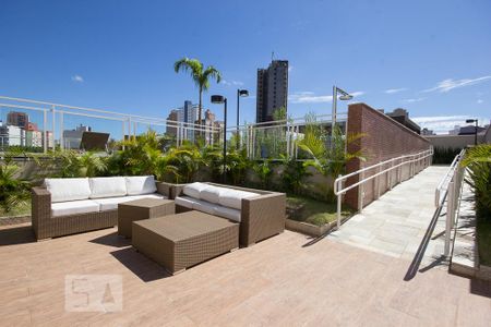 Apartamento à venda com 47m², 1 quarto e 1 vaga Apartamento à venda com 47m², 1 quarto e 1 vagaÁrea externa próximo à piscina