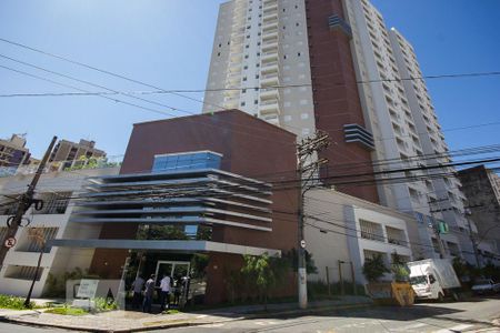 Apartamento à venda com 47m², 1 quarto e 1 vaga Apartamento à venda com 47m², 1 quarto e 1 vagaFachada