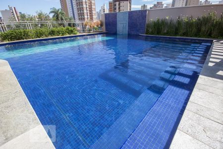 Apartamento à venda com 47m², 1 quarto e 1 vaga Apartamento à venda com 47m², 1 quarto e 1 vagaPiscina com deck molhado