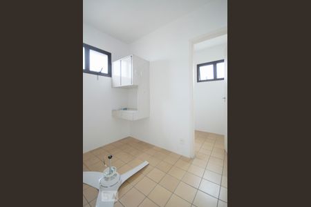 Apartamento para alugar com 200m², 3 quartos e 3 vagasÀrea Serviço