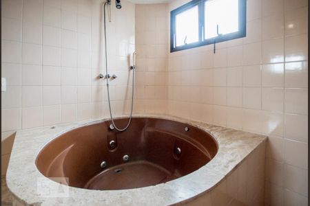 Apartamento para alugar com 200m², 3 quartos e 3 vagasWc Suíte