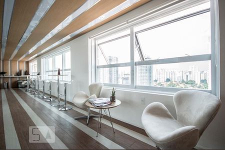 Apartamento à venda com 54m², 1 quarto e 1 vagaSpa