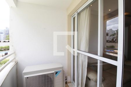 Sacada de apartamento para alugar com 3 quartos, 74m² em Vila Nova Conceição, São Paulo