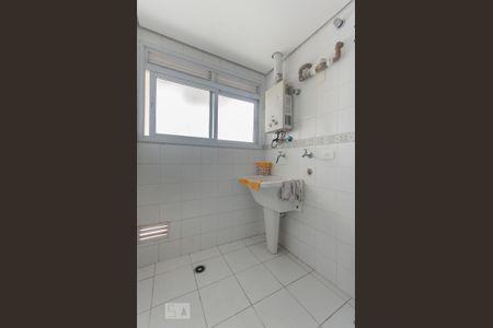 Area de serviço de apartamento para alugar com 3 quartos, 116m² em Alto da Lapa, São Paulo