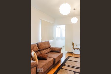 Apartamento à venda com 40m², 1 quarto e 1 vaga Apartamento à venda com 40m², 1 quarto e 1 vagaSala