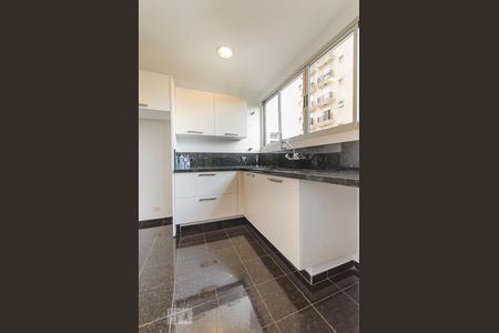 Apartamento para alugar com 168m², 3 quartos e 1 vagaCozinha