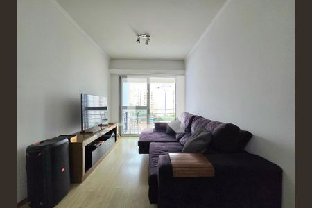 Sala de apartamento para alugar com 3 quartos, 78m² em Vila Olímpia, São Paulo