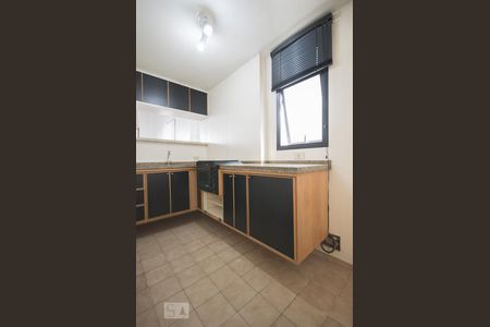 Cozinha de apartamento à venda com 1 quarto, 73m² em Itaim Bibi, São Paulo
