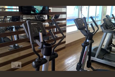 Apartamento para alugar com 50m², 1 quarto e 1 vagaAcademia com ar condicionado e equipamentos Life Fitness