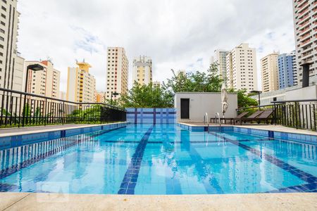 Apartamento à venda com 50m², 2 quartos e 1 vagaPiscina