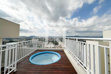 Apartamento para alugar com 189m², 3 quartos e 3 vagasÁrea Externa - Piscina