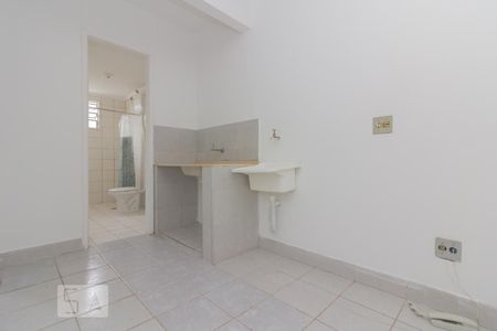 Cozinha de apartamento para alugar com 2 quartos, 65m² em Vila do Encontro, São Paulo