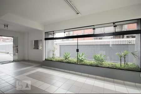 Hall de Entrada de apartamento para alugar com 2 quartos, 65m² em Vila do Encontro, São Paulo