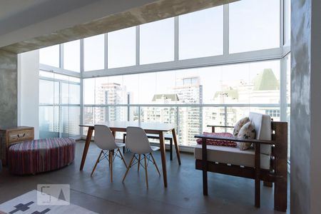 Sala de apartamento à venda com 1 quarto, 83m² em Vila Gertrudes, São Paulo
