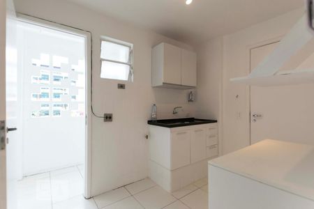 Apartamento para alugar com 118m², 3 quartos e sem vagaCozinha