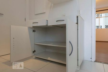 Apartamento para alugar com 118m², 3 quartos e sem vagaCozinha (Armários)