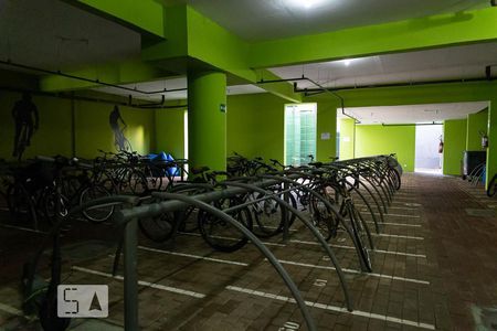 Studio à venda com 28m², 1 quarto e sem vagaÁrea comum - Bicicletário