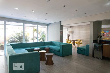 Studio à venda com 28m², 1 quarto e sem vagaÁrea comum - Salão de festas