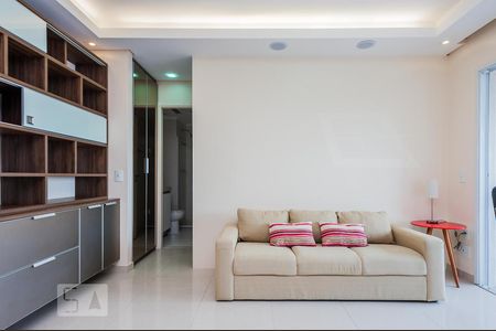 Sala completa de apartamento para alugar com 1 quarto, 51m² em Parque Colonial, São Paulo