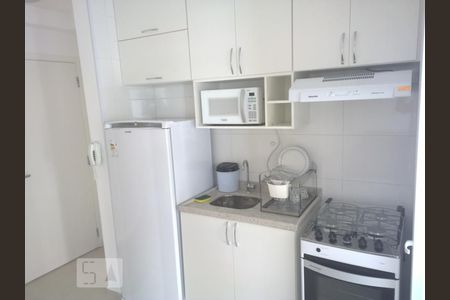Cozinha de apartamento para alugar com 1 quarto, 35m² em Consolação, São Paulo