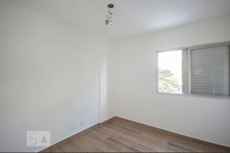 Quarto 01 de apartamento à venda com 3 quartos, 132m² em Vila Olimpia, São Paulo