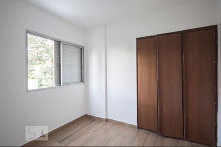 Apartamento à venda com 132m², 3 quartos e 2 vagasQuarto 02