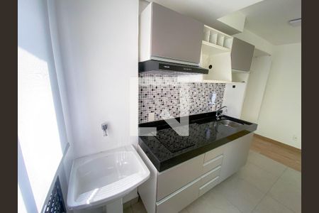 Sala/Cozinha de apartamento para alugar com 1 quarto, 41m² em Perdizes, São Paulo