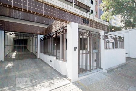 Apartamento à venda com 42m², 1 quarto e 1 vagaFachada