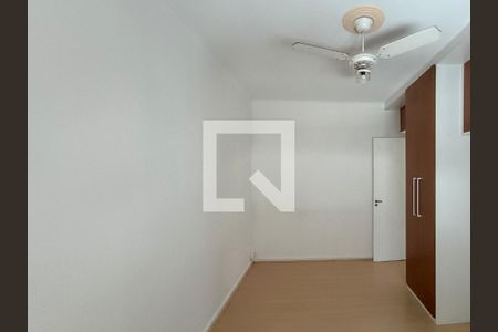 Apartamento à venda com 73m², 2 quartos e 1 vagaQuarto 2