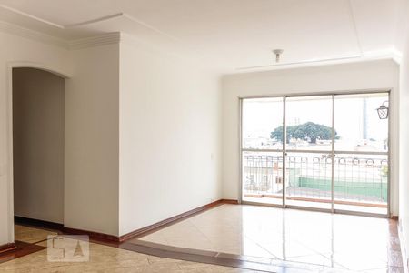 Apartamento para alugar com 86m², 3 quartos e 1 vaga Apartamento para alugar com 86m², 3 quartos e 1 vagaSala