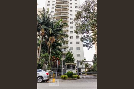 Apartamento para alugar com 86m², 3 quartos e 1 vaga Apartamento para alugar com 86m², 3 quartos e 1 vagaFachada