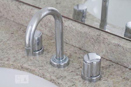 Torneira Suite de apartamento para alugar com 1 quarto, 50m² em Vila Mariana, São Paulo