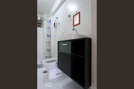 Banheiro de apartamento à venda com 1 quarto, 28m² em Bela Vista, São Paulo