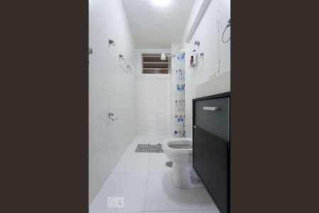Banheiro de apartamento à venda com 1 quarto, 28m² em Bela Vista, São Paulo