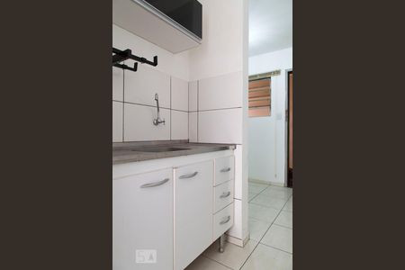 Cozinha de kitnet/studio para alugar com 1 quarto, 30m² em Aclimação, São Paulo