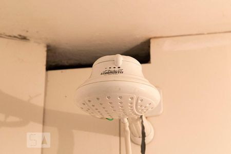 Banheiro de kitnet/studio à venda com 1 quarto, 30m² em Aclimação, São Paulo