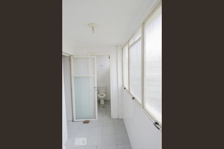 Apartamento para alugar com 126m², 3 quartos e 2 vagas Apartamento para alugar com 126m², 3 quartos e 2 vagasÁrea de Serviço