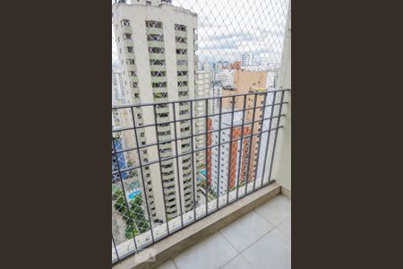 Apartamento para alugar com 126m², 3 quartos e 2 vagas Apartamento para alugar com 126m², 3 quartos e 2 vagasVaranda sala